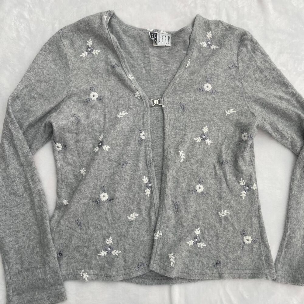Be Wear Y2K Floral Cardigan Women's M 2000s Embroidery Vintage Sweater Gray